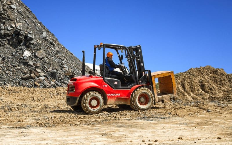 HC Rough Terrain Forklifts from KPT